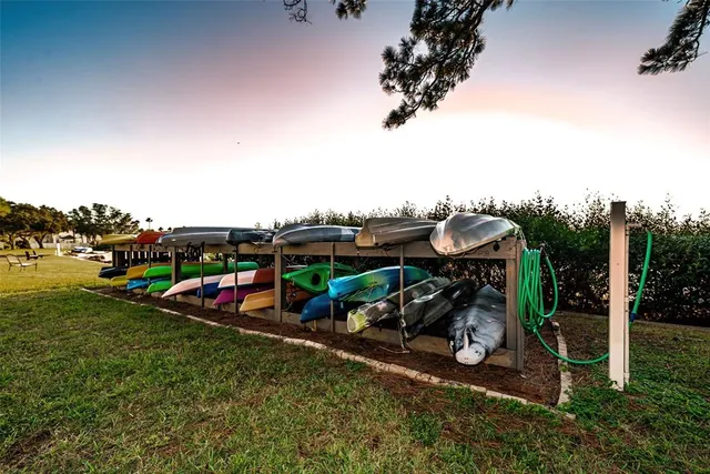 a view of a tennis court