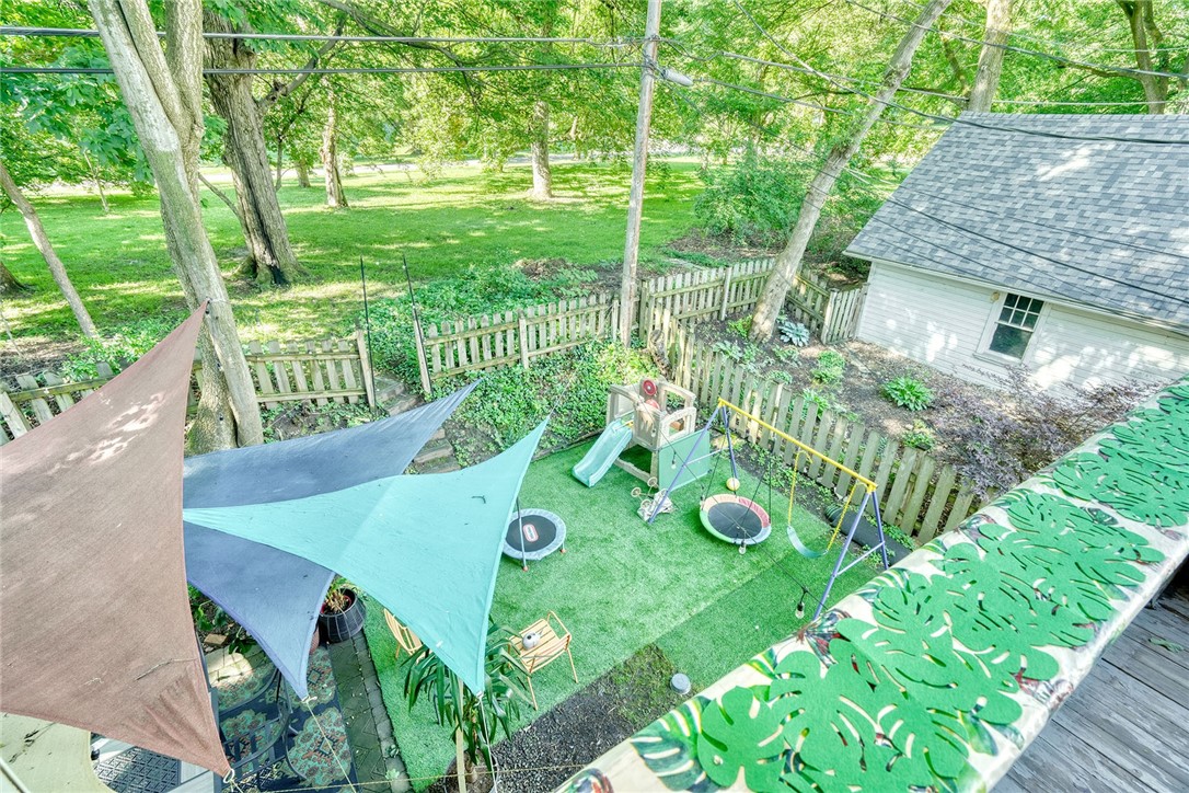 10 Menlo Place Rochester, NY 14620 - Photo 17 of 38