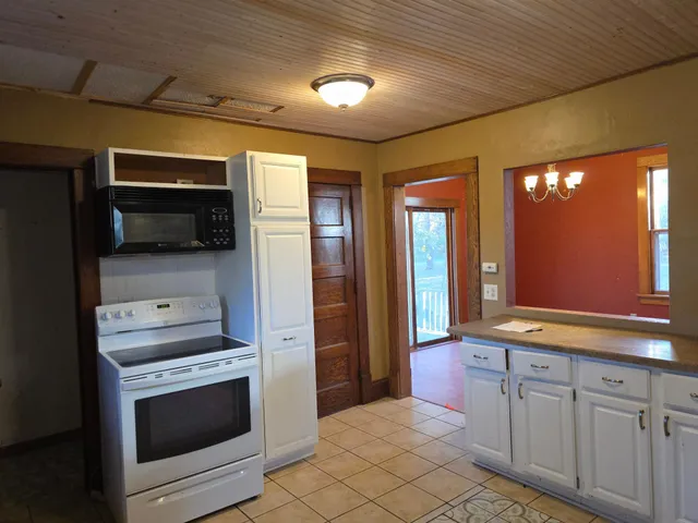 $168,000 | 109 West Bridge Street, Redwood Falls, MN 56283