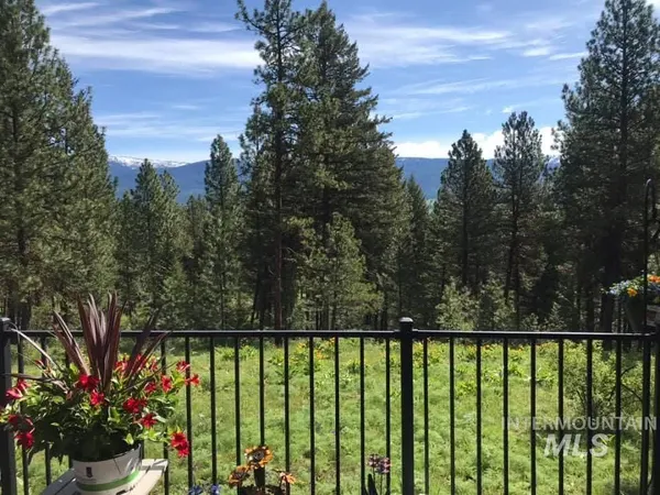 $725,000 | 2006 Demaret Court, New Meadows, ID 83654