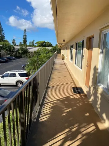 $150,000 | 2303 South Federal Highway, Unit 19, Boynton Beach, FL 33435