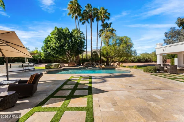 $4,250,000 | 9030 North 48th Place, Paradise Valley, AZ 85253