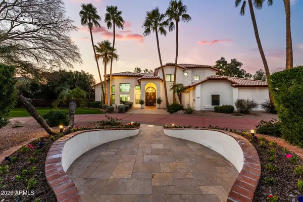 $4,250,000 | 9030 North 48th Place, Paradise Valley, AZ 85253