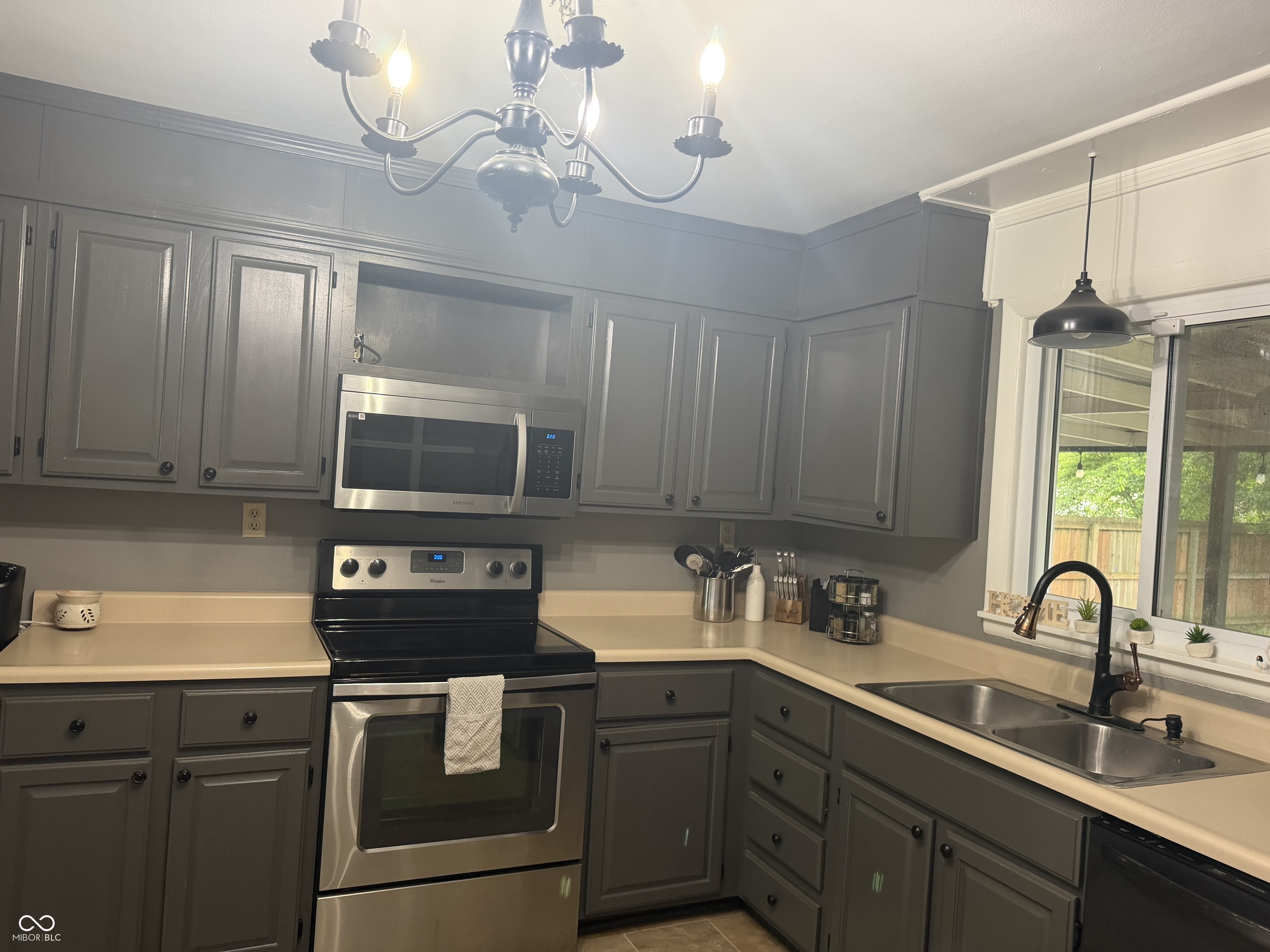 2605 East 5th Street Anderson, IN 46012 - Photo 12 of 34