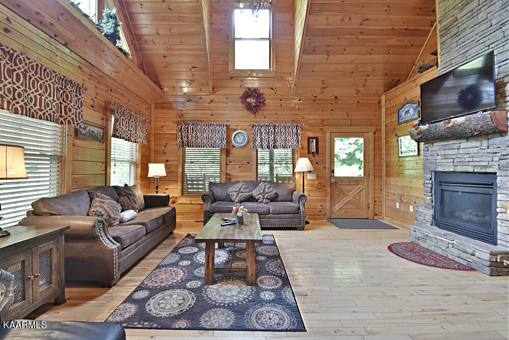 2234 Breezy Road Sevierville, TN 37876 - Photo 5 of 32 DSC_7468