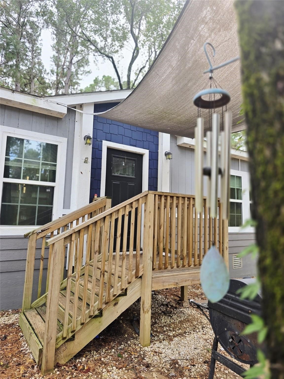 304 North Walnut Drive Trinity, TX 75862 - Photo 2 of 9 a view of a chairs and table in the patio