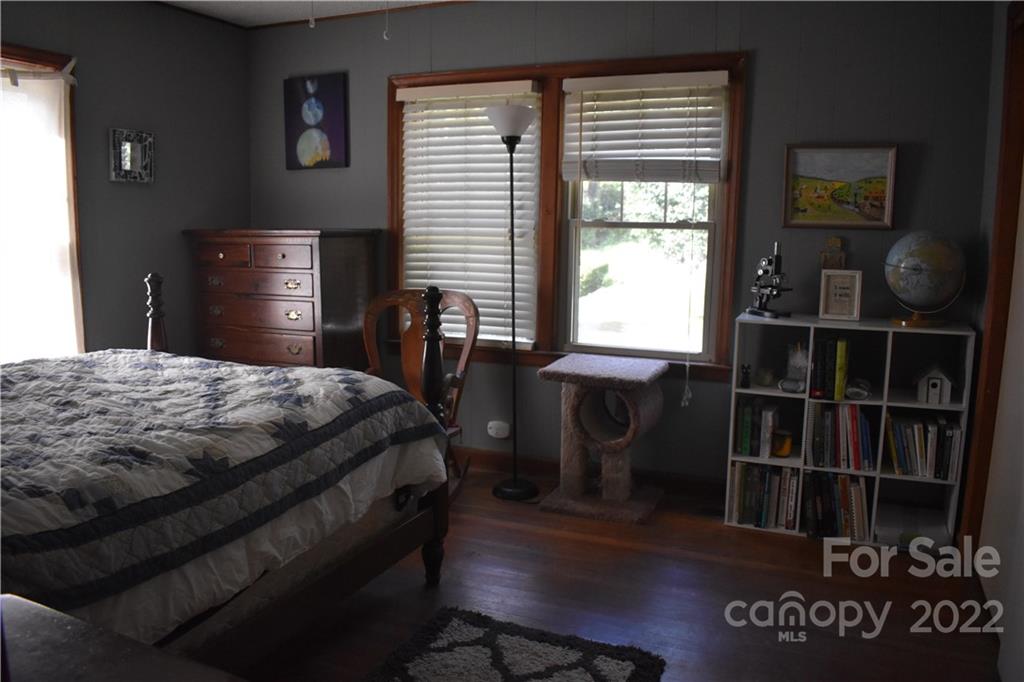 227 Monte Vista Road Candler, NC 28715 - Photo 13 of 20 Gallery Image 13
