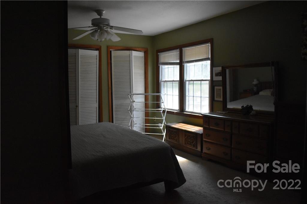 227 Monte Vista Road Candler, NC 28715 - Photo 18 of 20 Gallery Image 18