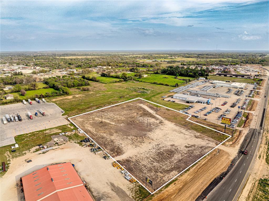 350 Interstate 45 East Fairfield, TX 75840 - Photo 7 of 11 an aerial view of residential houses with outdoor space