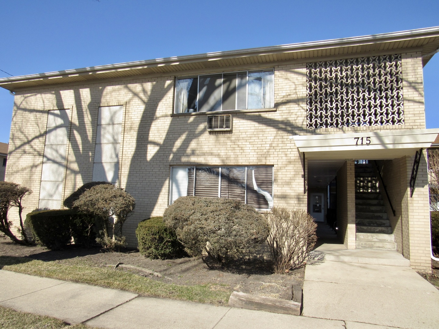 715 Busse Highway, Unit B1 Park Ridge, IL 60068 - Photo 1 of 10