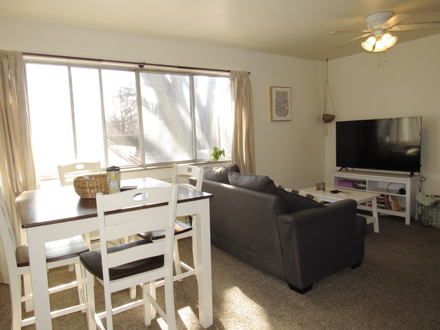 715 Busse Highway, Unit B1 Park Ridge, IL 60068 - Photo 7 of 10
