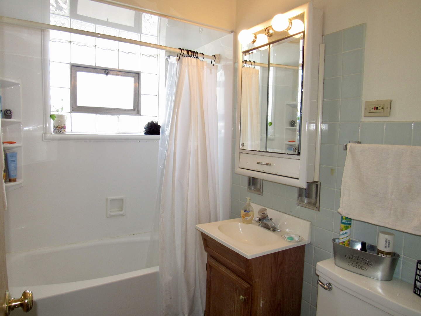 715 Busse Highway, Unit B1 Park Ridge, IL 60068 - Photo 10 of 10