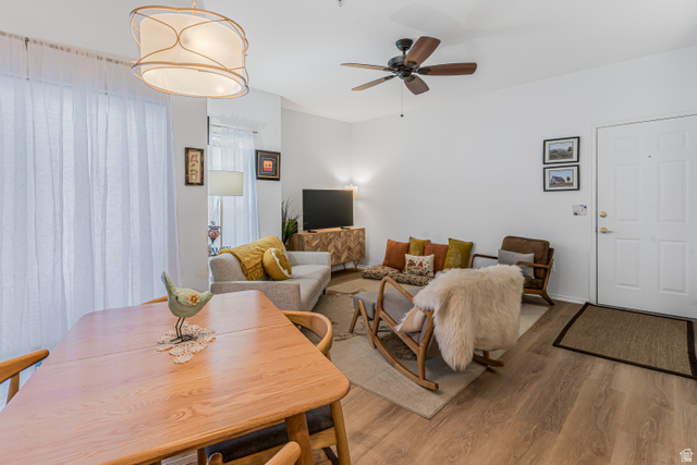 900 Bitner Road, Unit L14 Park City, UT 84098 - Photo 3 of 17 Dining area