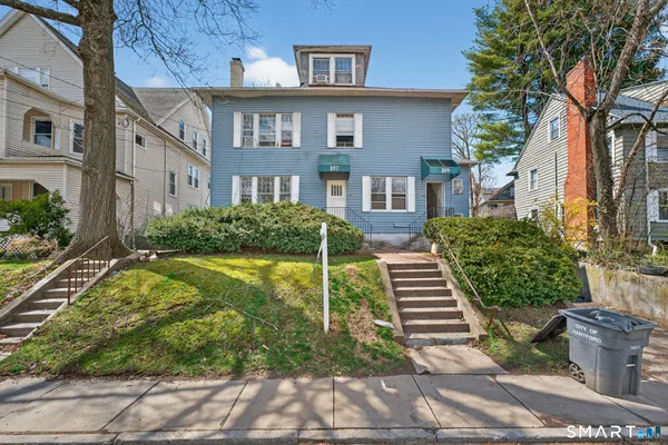 $1,595 | 187 Whitney Street, Unit A2, Hartford, CT 06105