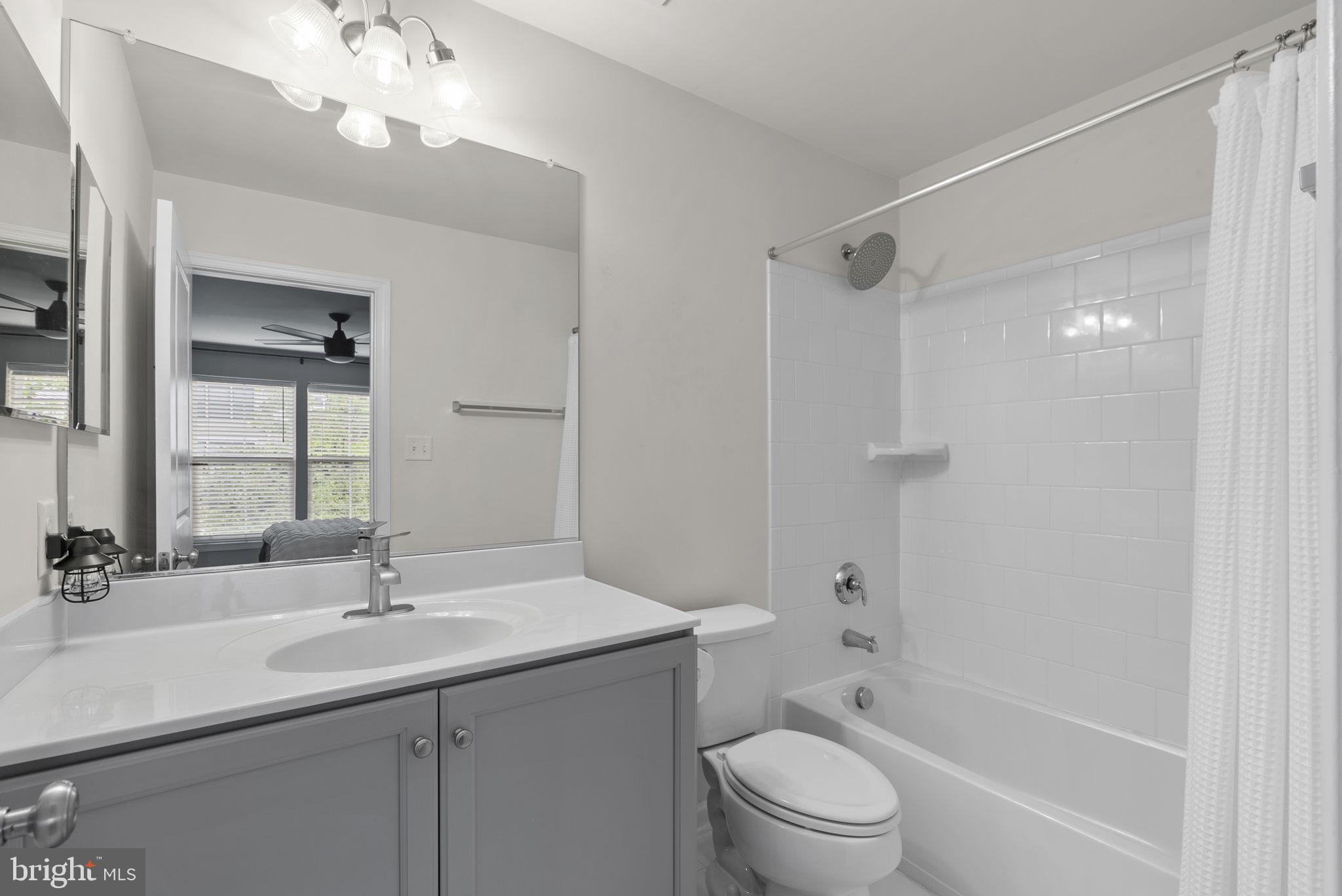 6822 West Shavano Road New Market, MD 21774 - Photo 31 of 59 Bathroom 1