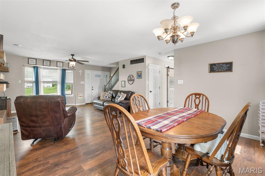 1818 North Bend Road Union, MO 63084 - Photo 10 of 56