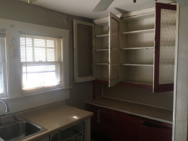 1329 East Olive Street Decatur, IL 62526 - Photo 8 of 15