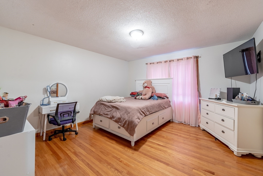 155 Lucerne Road Springfield, MA 01119 - Photo 11 of 20