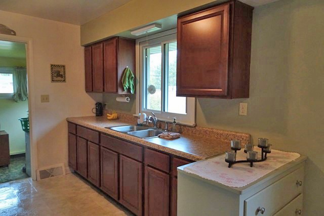1400 Riley Road New Castle, IN 47362 - Photo 9 of 17 Gallery Image 9