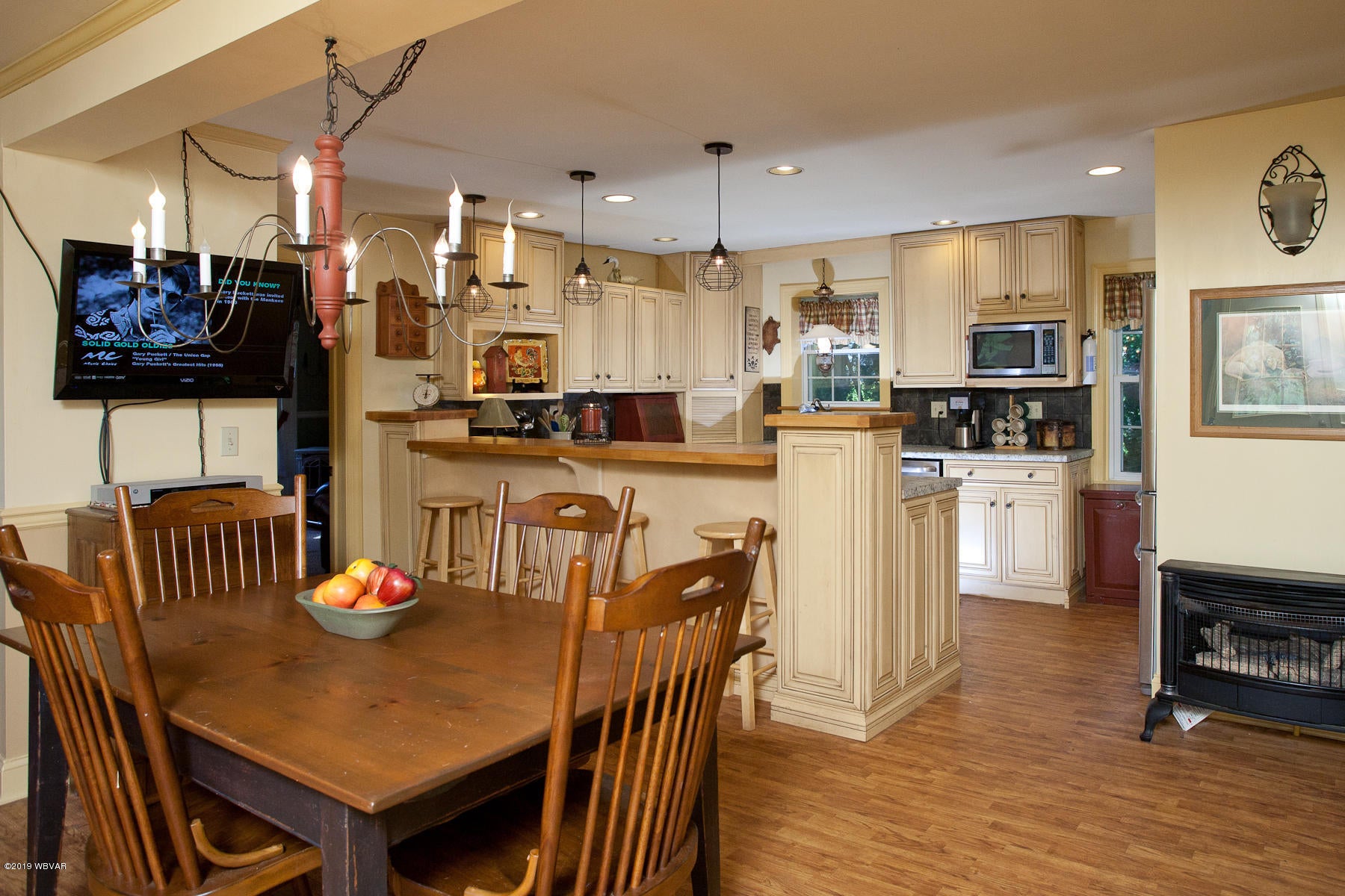 231 Island Road Lock Haven, PA 17745 - Photo 16 of 29 Dining Area/Kitchen