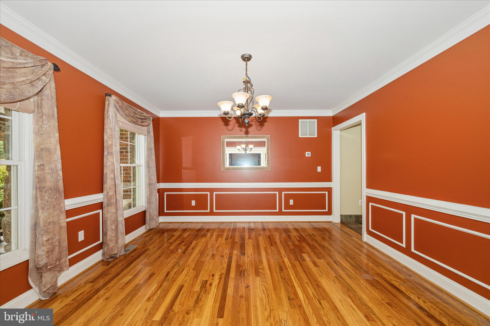 18400 New Cut Road Mount Airy, MD 21771 - Photo 9 of 86 Dining Room
