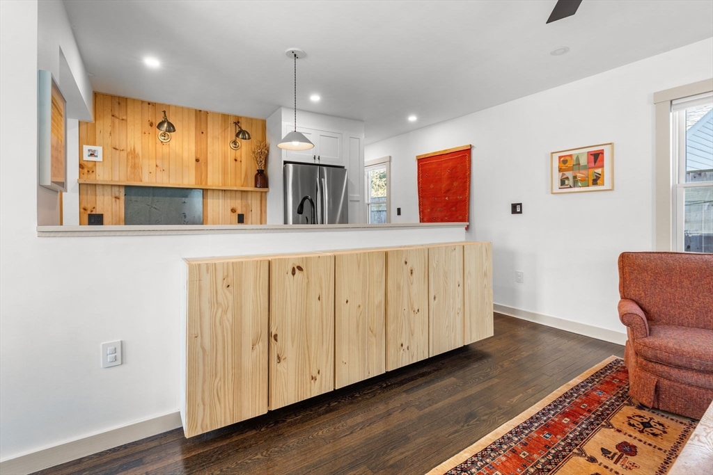 39 Topsfield Road Ipswich, MA 01938 - Photo 13 of 40