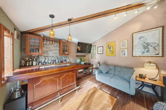 $295,000 | 747 Oakland Valley Road, Cuddebackville, NY 12729