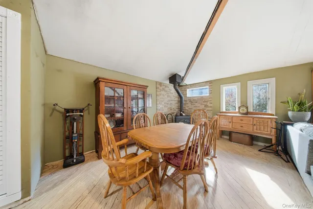 $295,000 | 747 Oakland Valley Road, Cuddebackville, NY 12729