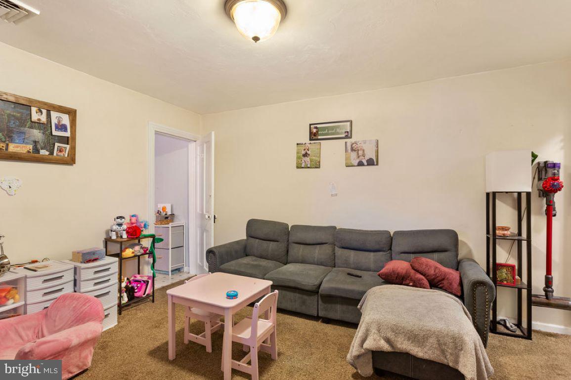 473 High Street Hanover, PA 17331 - Photo 3 of 20 Gallery Image 3