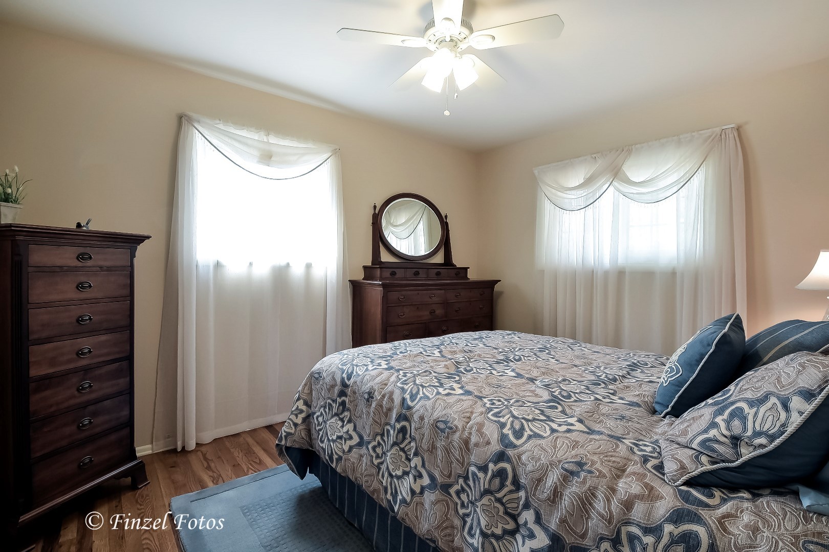 1755 Kent Road Hoffman Estates, IL 60169 - Photo 11 of 23