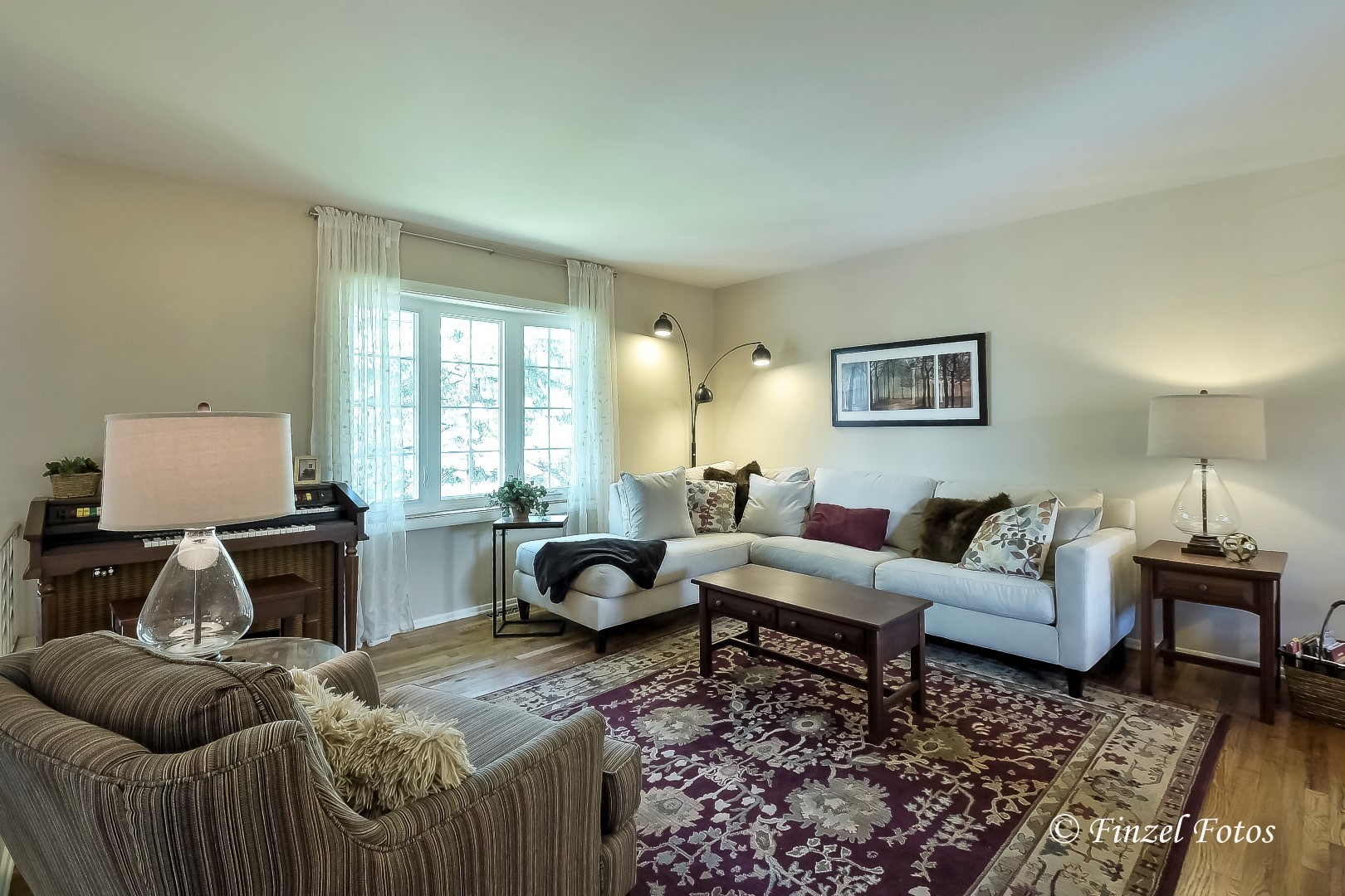 1755 Kent Road Hoffman Estates, IL 60169 - Photo 4 of 23
