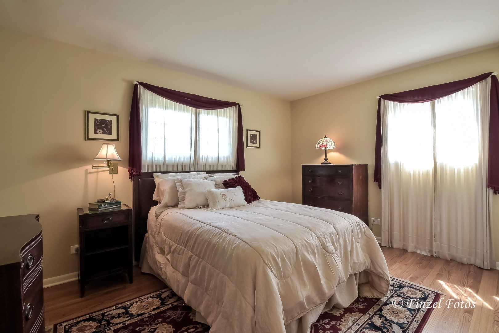 1755 Kent Road Hoffman Estates, IL 60169 - Photo 10 of 23
