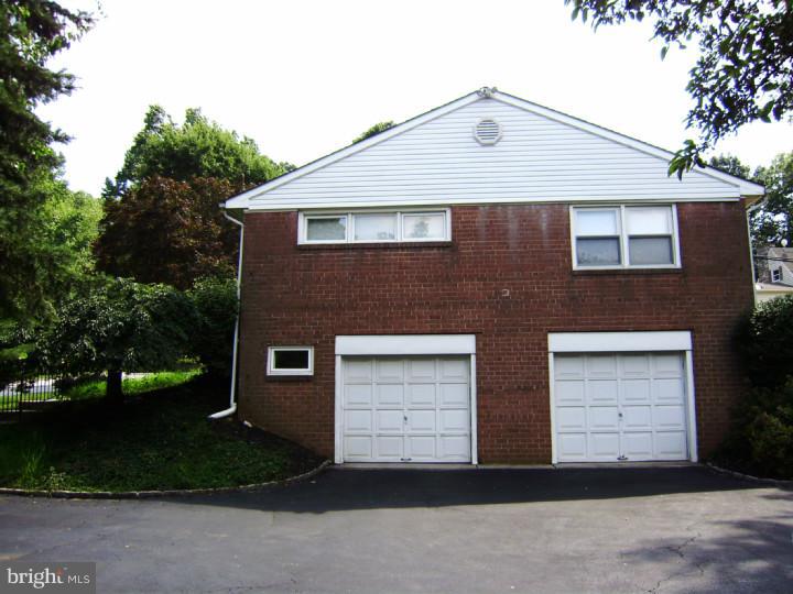 707 Mallard Road Wayne, PA 19087 - Photo 2 of 23 Exterior Side