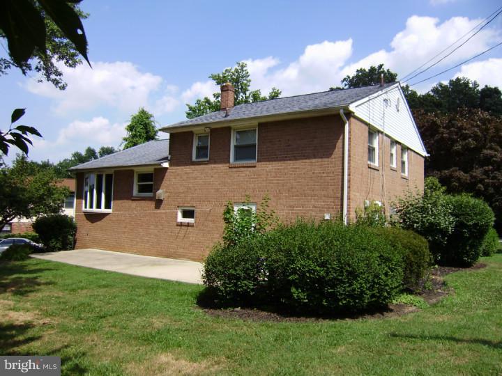 707 Mallard Road Wayne, PA 19087 - Photo 6 of 23
