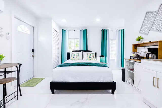 $1,800 | 411 Northwest 51st Avenue, Miami, FL 33126