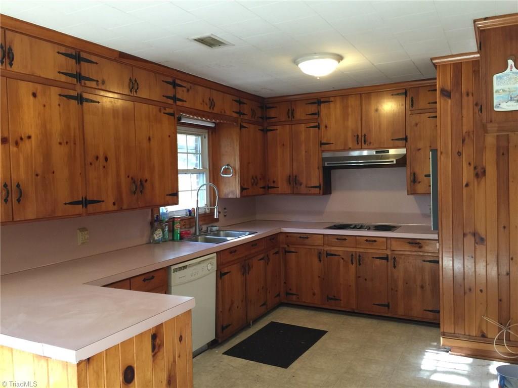 5545 Cedarbrook Road Jonesville, NC 28642 - Photo 6 of 9 Gallery Image 6