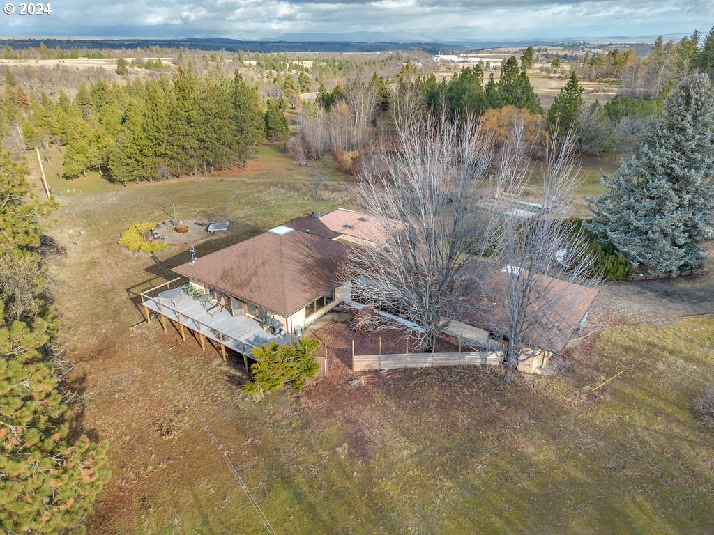 79351 Dufur Valley Road Dufur, OR 97021 - Photo 46 of 48 Gallery Image 46