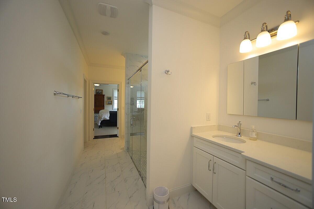 615 Sampson Street Raleigh, NC 27609 - Photo 14 of 26 Primary Bathroom2