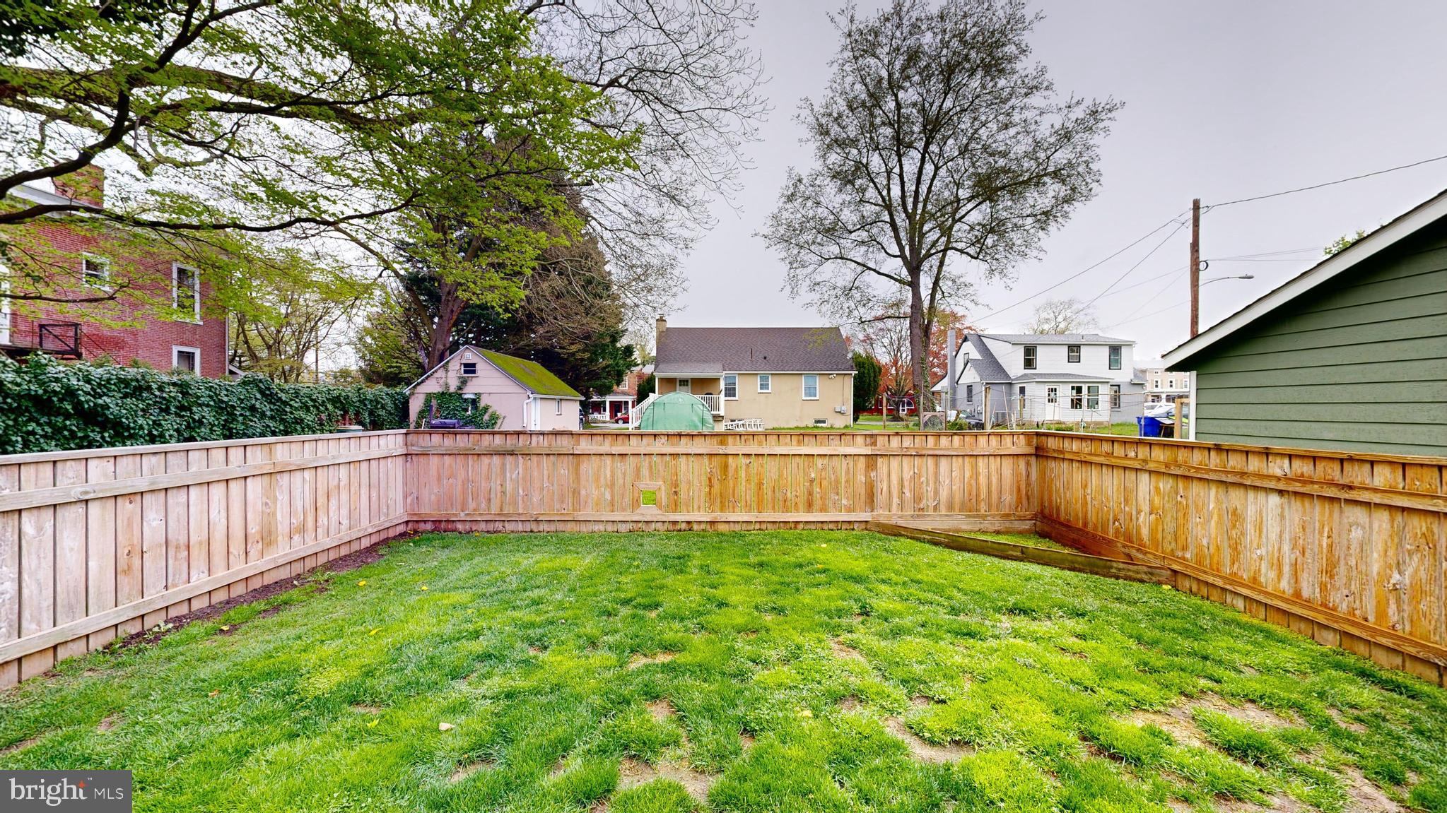 412 Hamilton Street Delaware City, DE 19706 - Photo 4 of 31