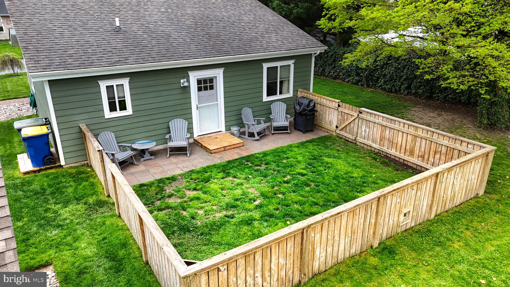 412 Hamilton Street Delaware City, DE 19706 - Photo 5 of 31