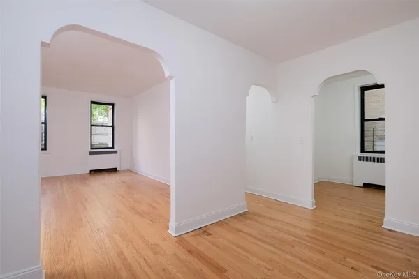 $199,000 | 340 East Mosholu Parkway South, Unit 1A | Bedford Park