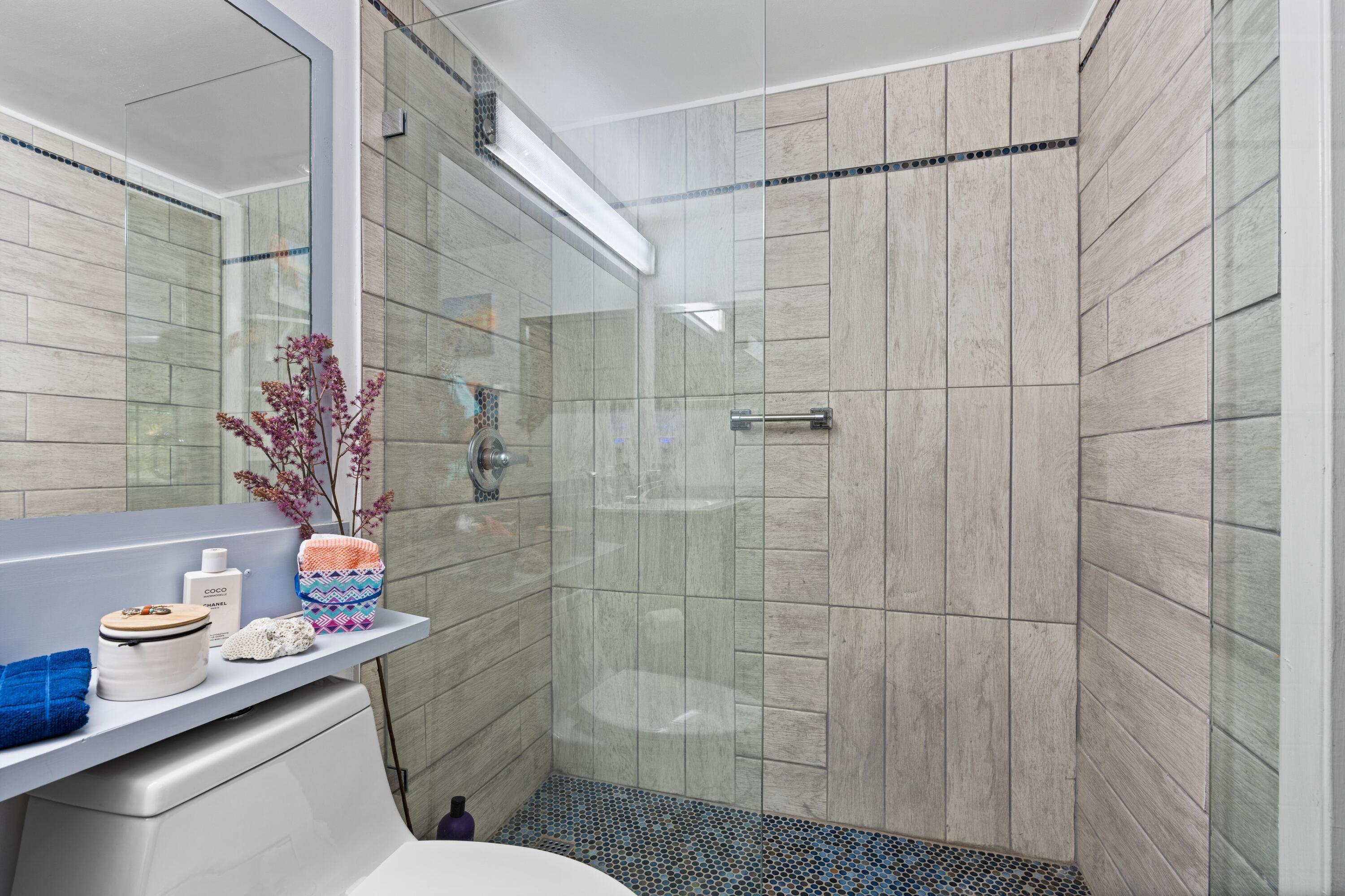 391 Tilford R Deerfield Beach, FL 33442 - Photo 14 of 30 Master Bath Walk in Shower