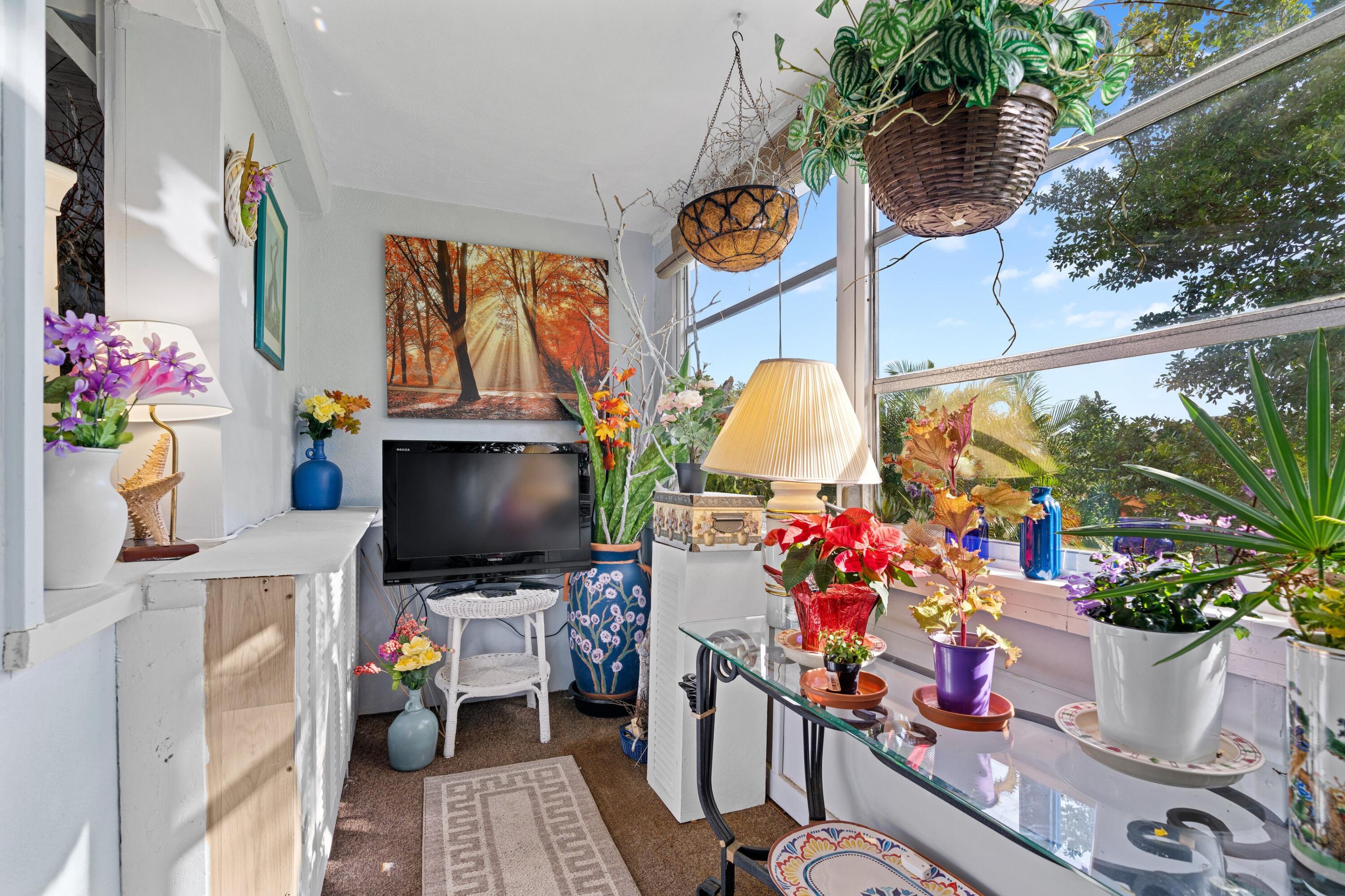 391 Tilford R Deerfield Beach, FL 33442 - Photo 15 of 30 Enclosed Balcony