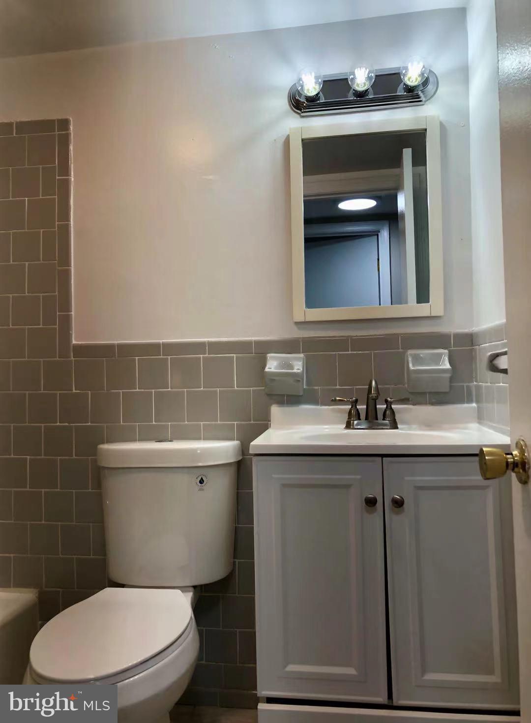 1895 Addison Road South District Heights, MD 20747 - Photo 18 of 26