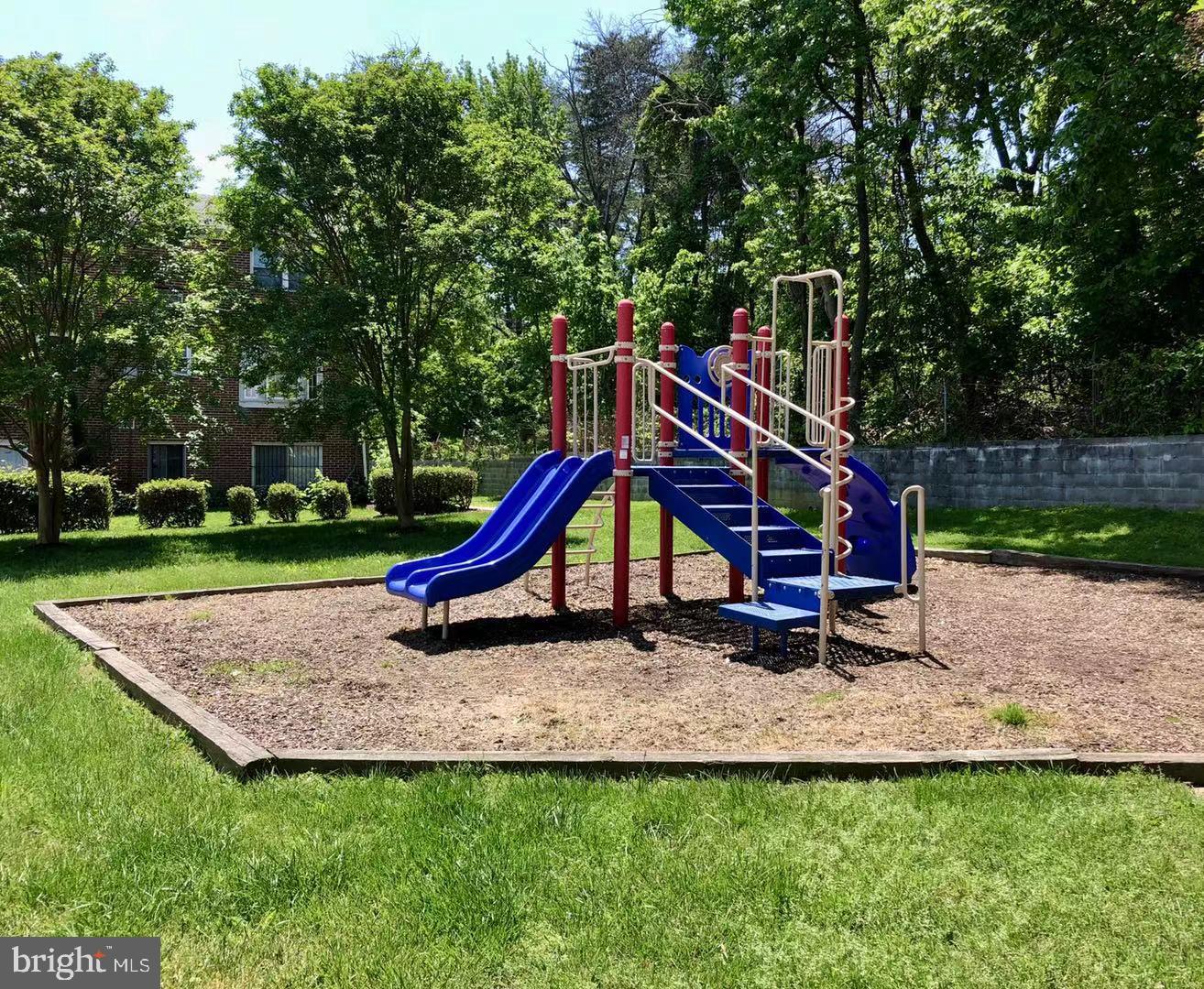 1895 Addison Road South District Heights, MD 20747 - Photo 23 of 26