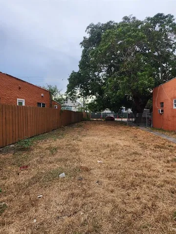 $125,000 | 407 North H Street, Lake Worth Beach, FL 33460