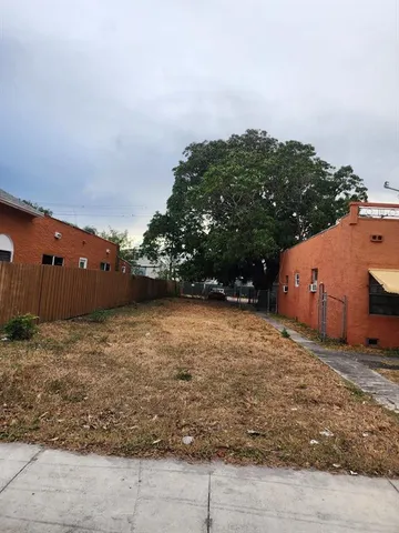 $125,000 | 407 North H Street, Lake Worth Beach, FL 33460