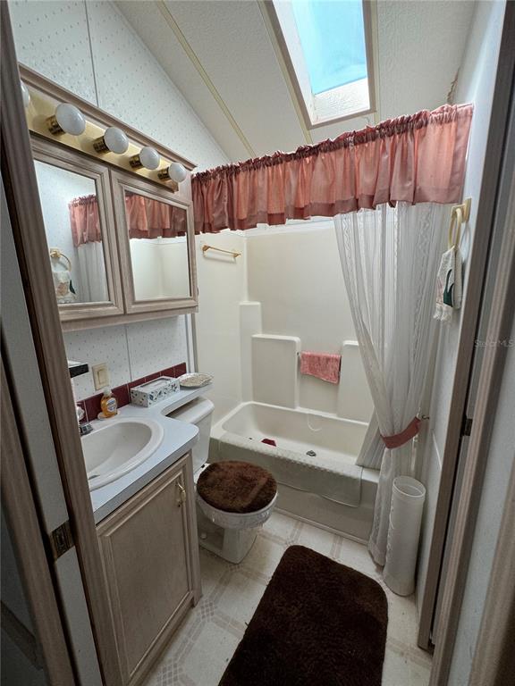 2092 Culbreath Road, Unit A27 Brooksville, FL 34602 - Photo 11 of 25