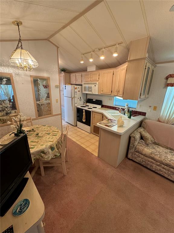 2092 Culbreath Road, Unit A27 Brooksville, FL 34602 - Photo 7 of 25