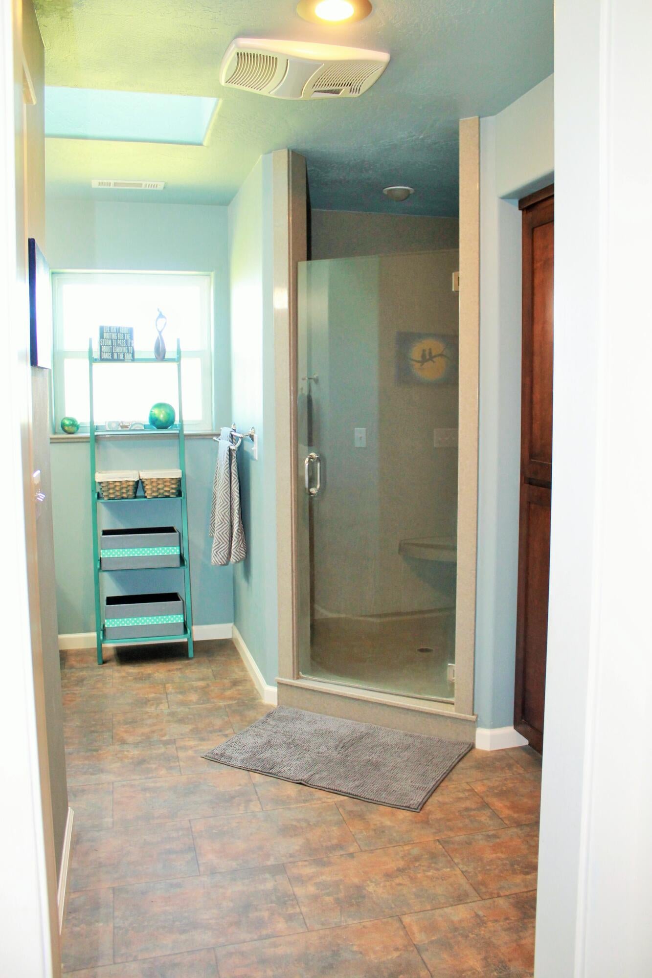 10990 Agate Road Eagle Point, OR 97524 - Photo 16 of 28 Primary Bedroom